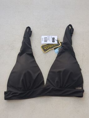 Nicolita Black Triangle Bikini Top